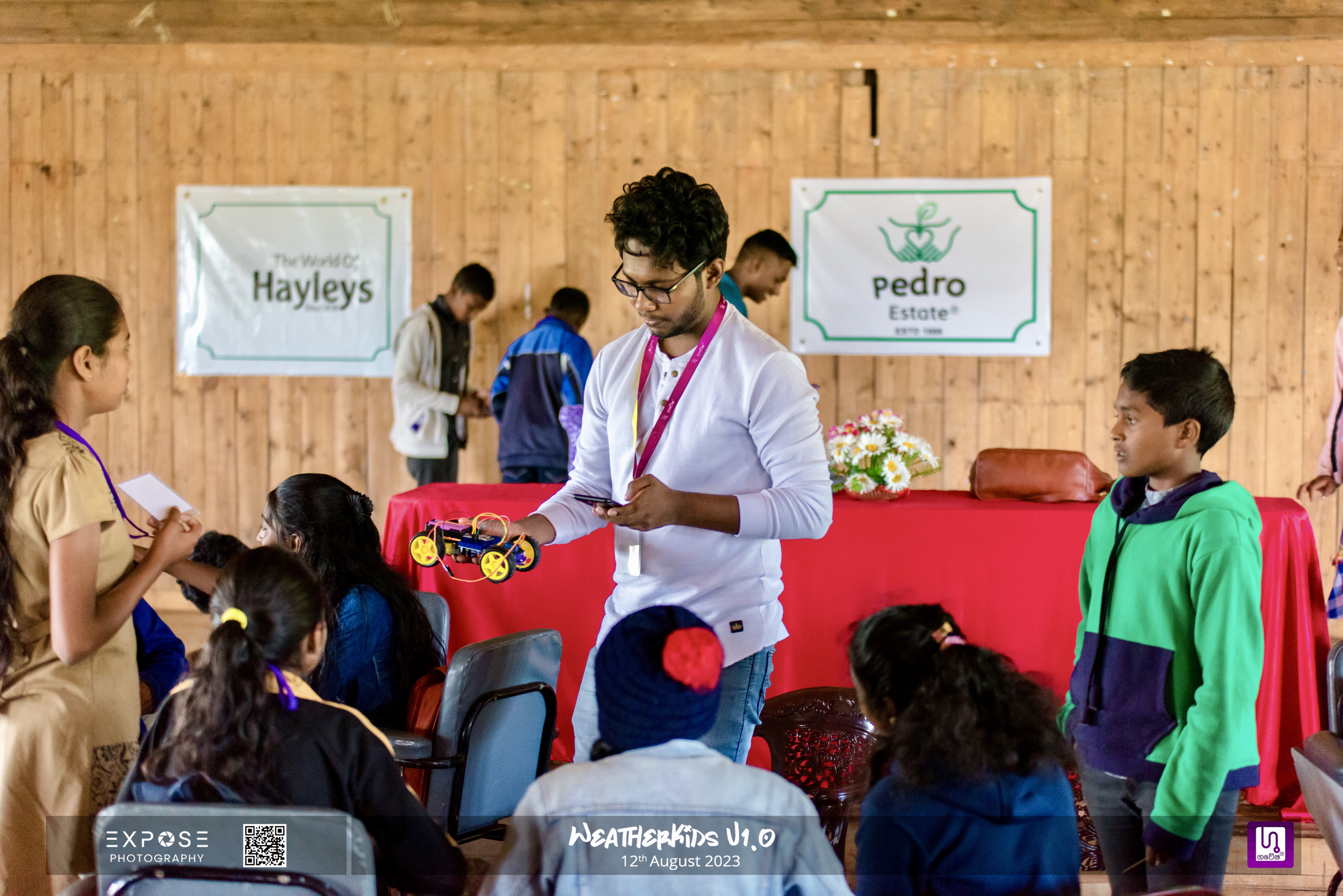 Weather Kids: Building Smart Society